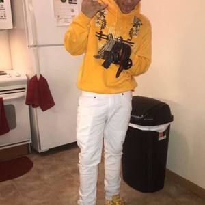 Meet your Posher, Yandell